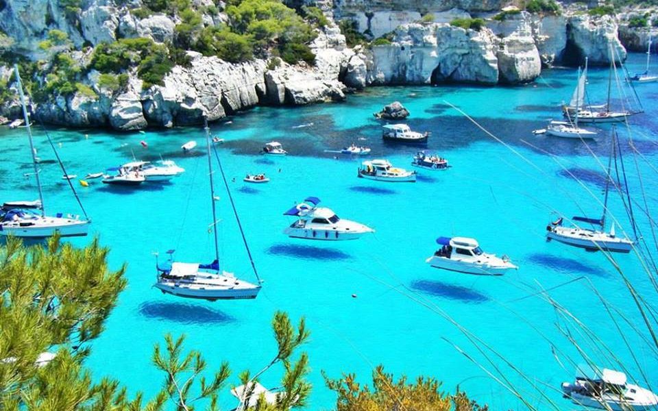 Antipaxos: Paradise Next to Paradise